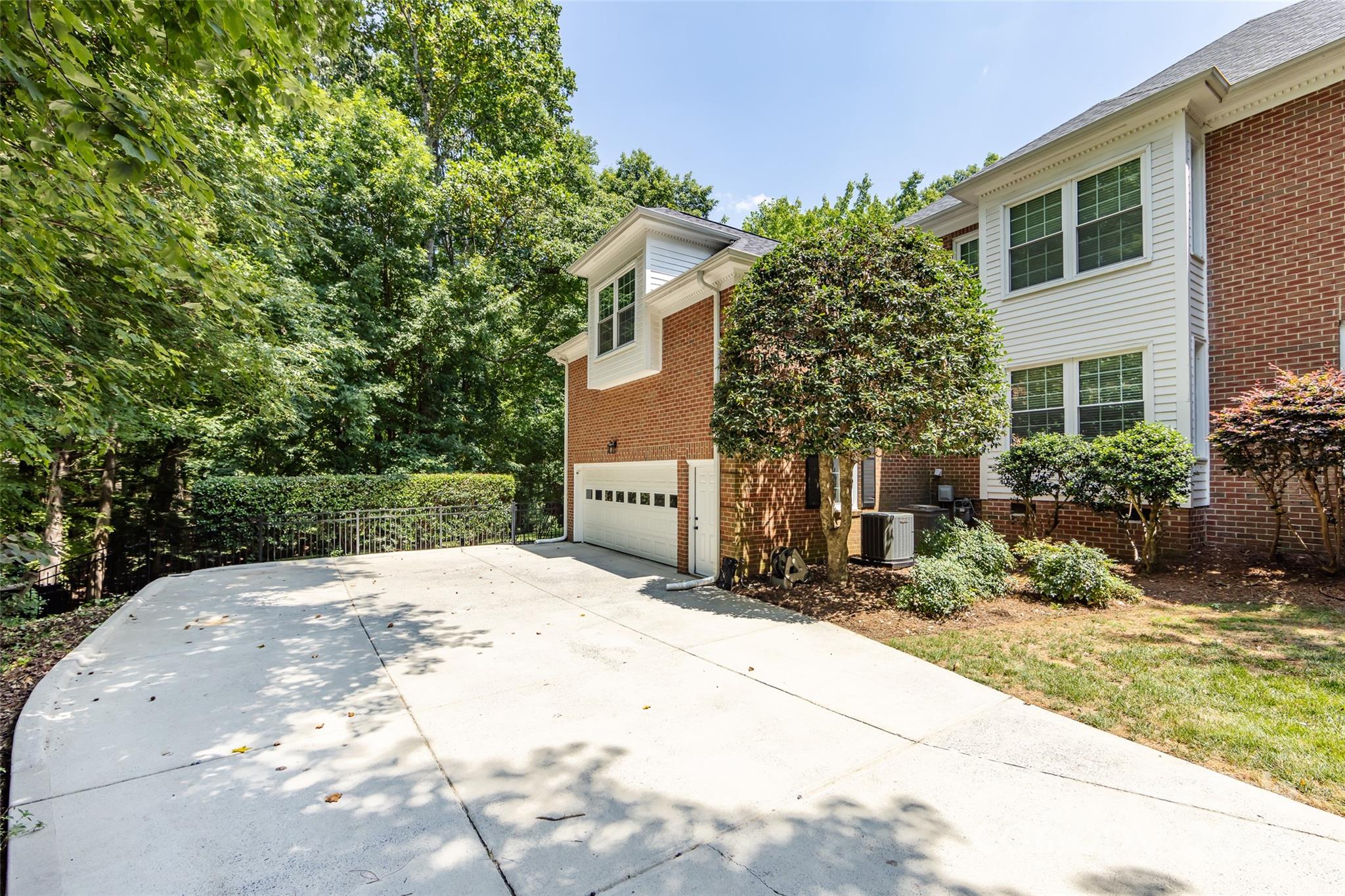 Benton Woods - Residential