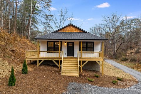 17 Melton Drive Weaverville NC 28787