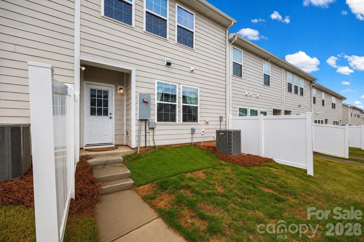 Elizabeth - Residential