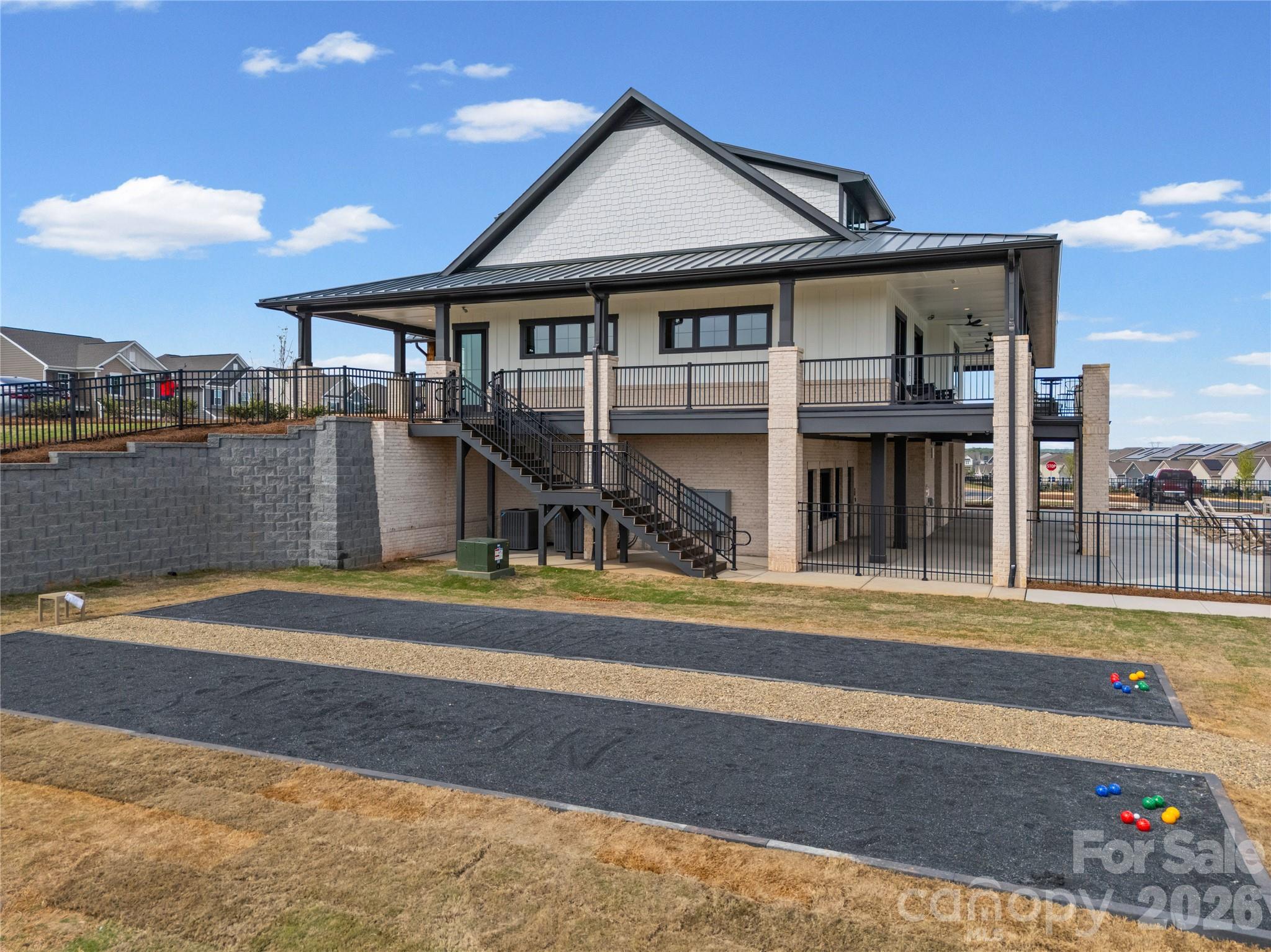 Elizabeth - Residential