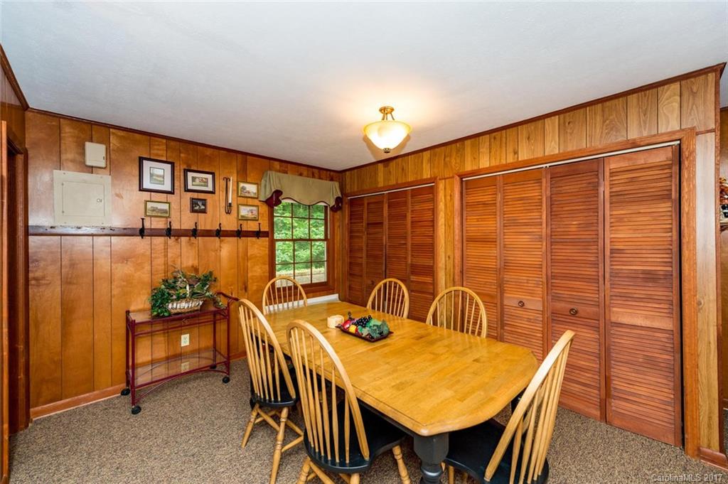 Flat Rock Manor - Residential