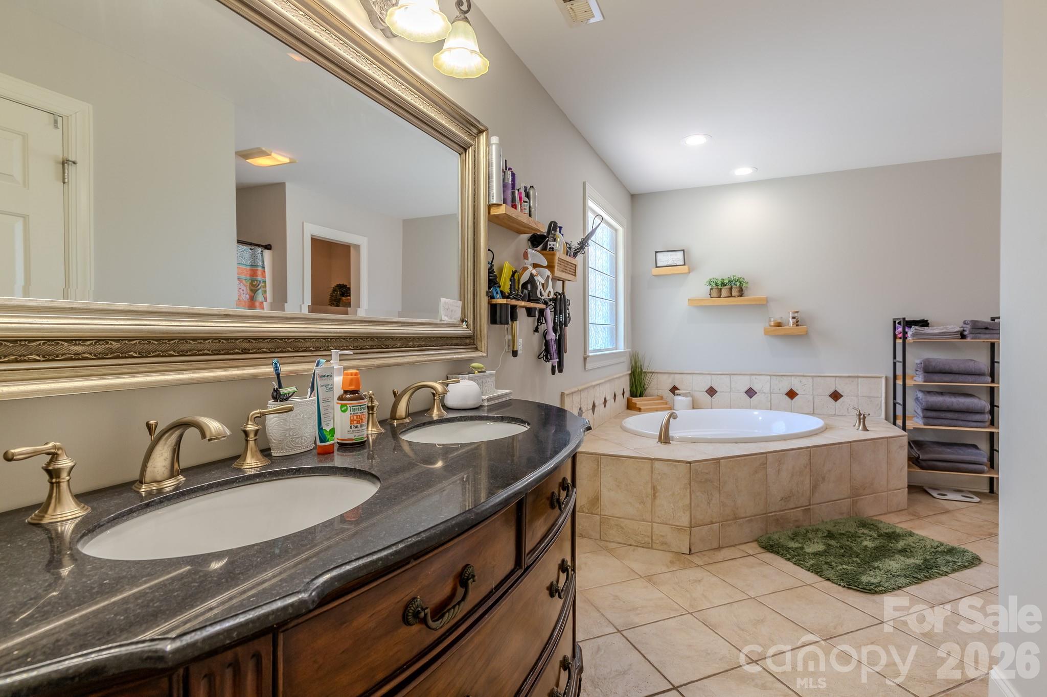 Hall Crossing - Residential