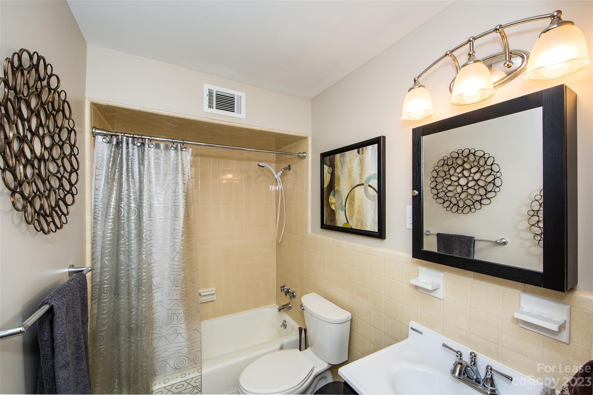 Myers Park - Residential Lease