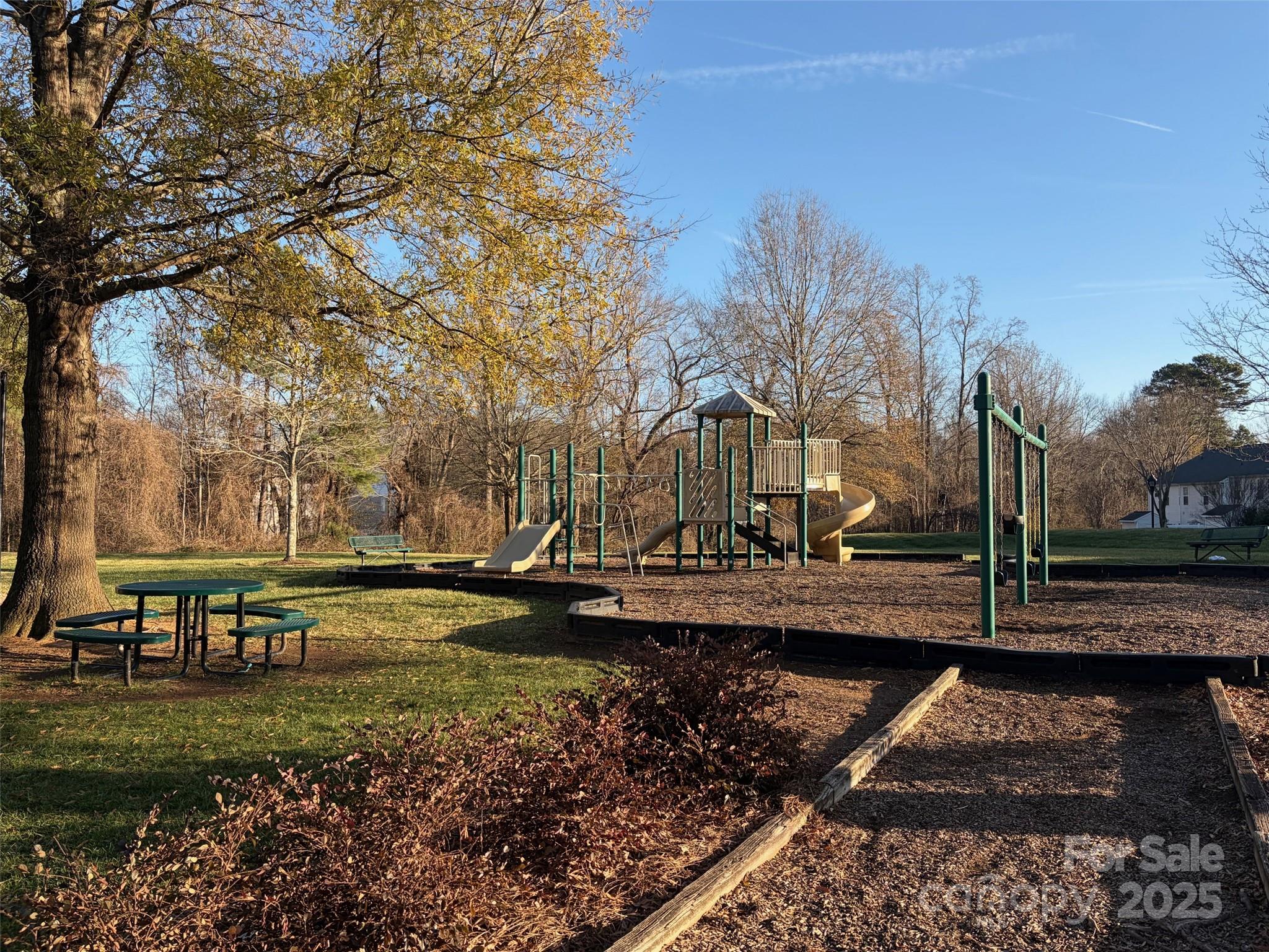 The Terraces at Oakhurst - Residential