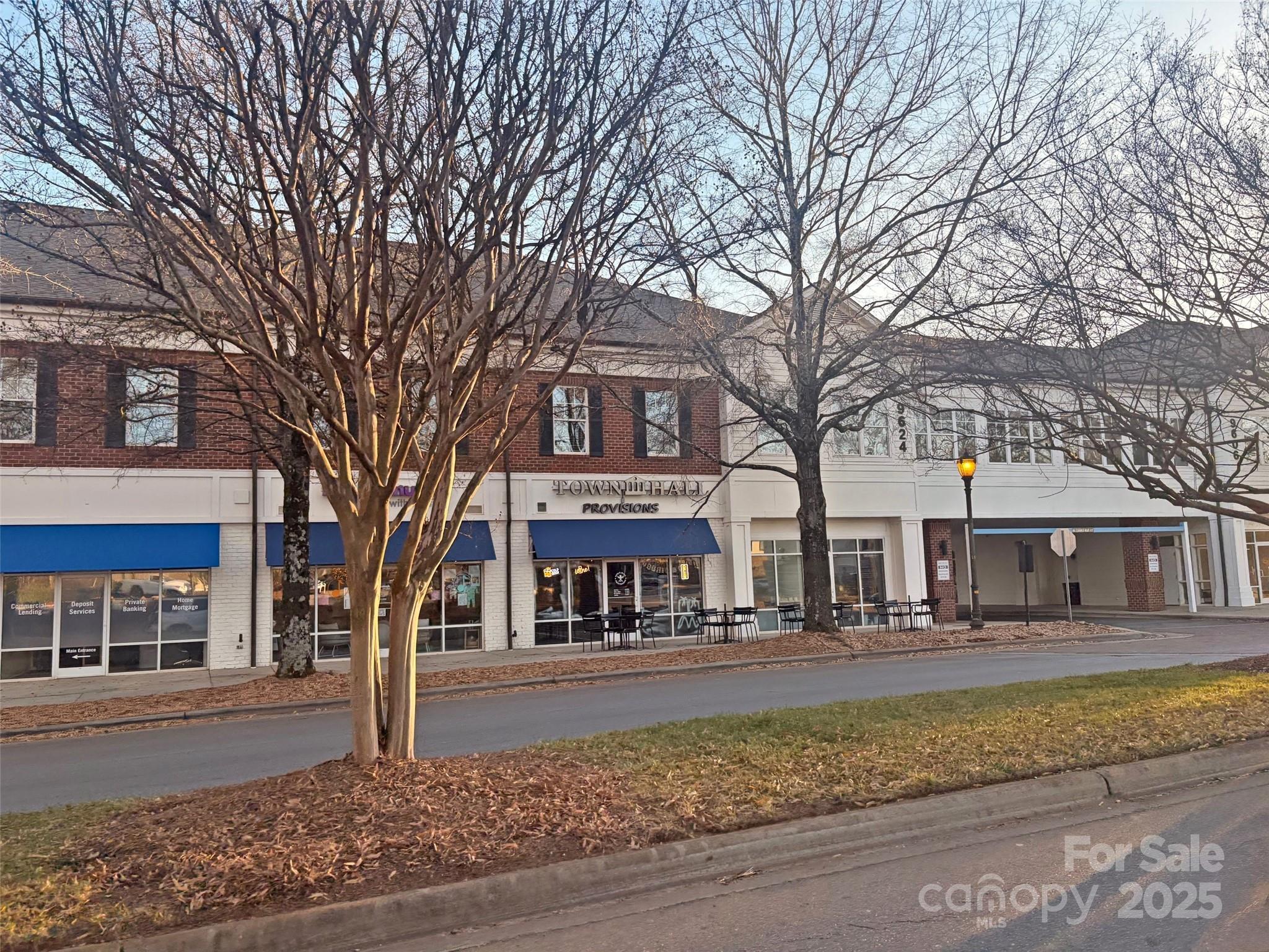 The Terraces at Oakhurst - Residential