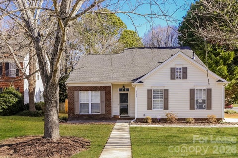 Photo of 9100 Kaladar Court, Charlotte, NC 28216 (MLS # 4425094)
