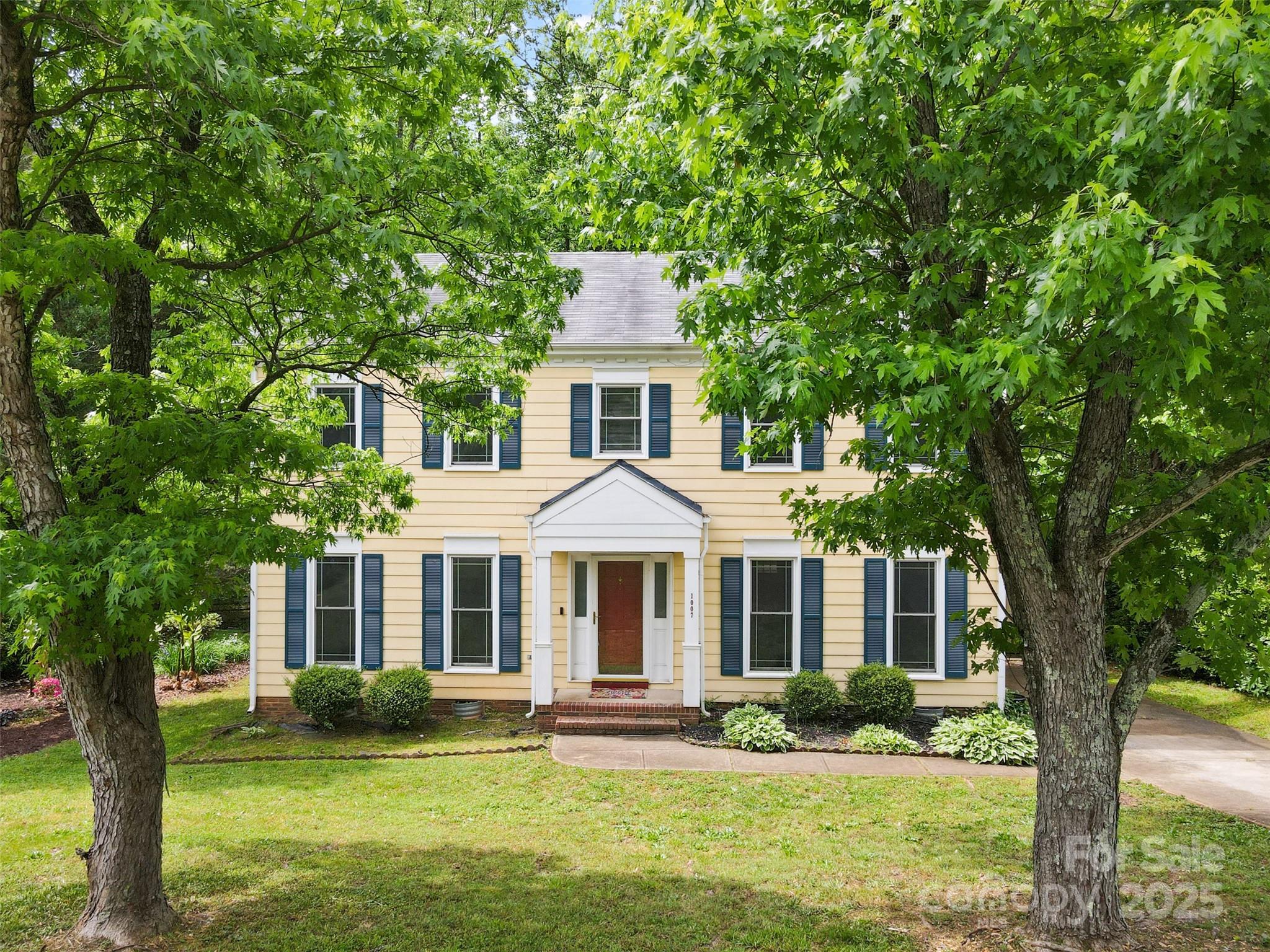 1007 Doby Springs Drive