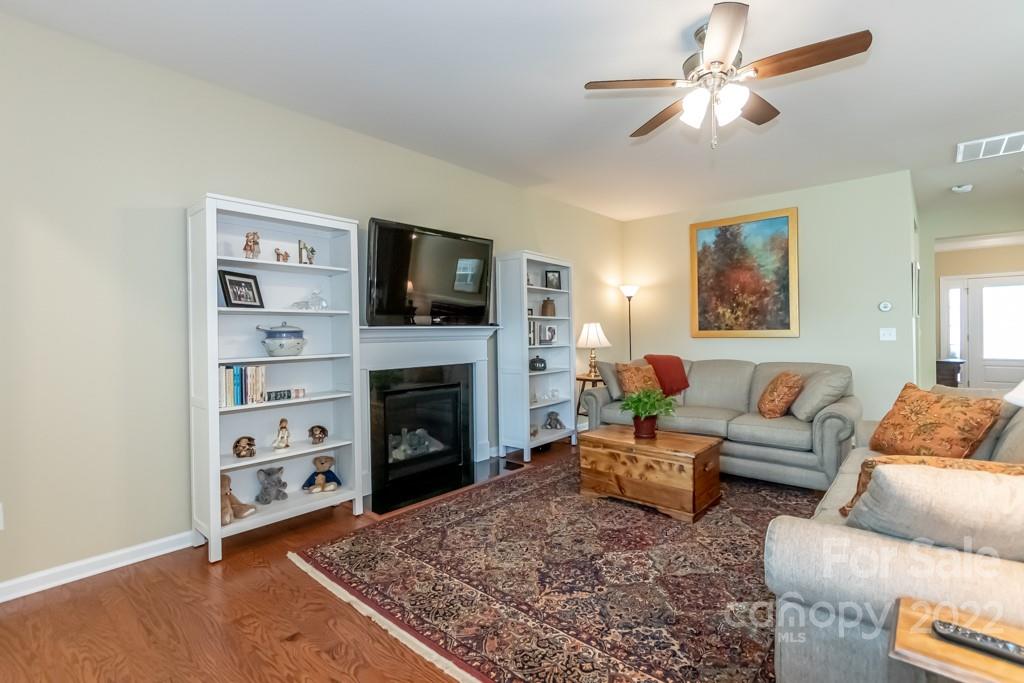 Tree Tops - Residential