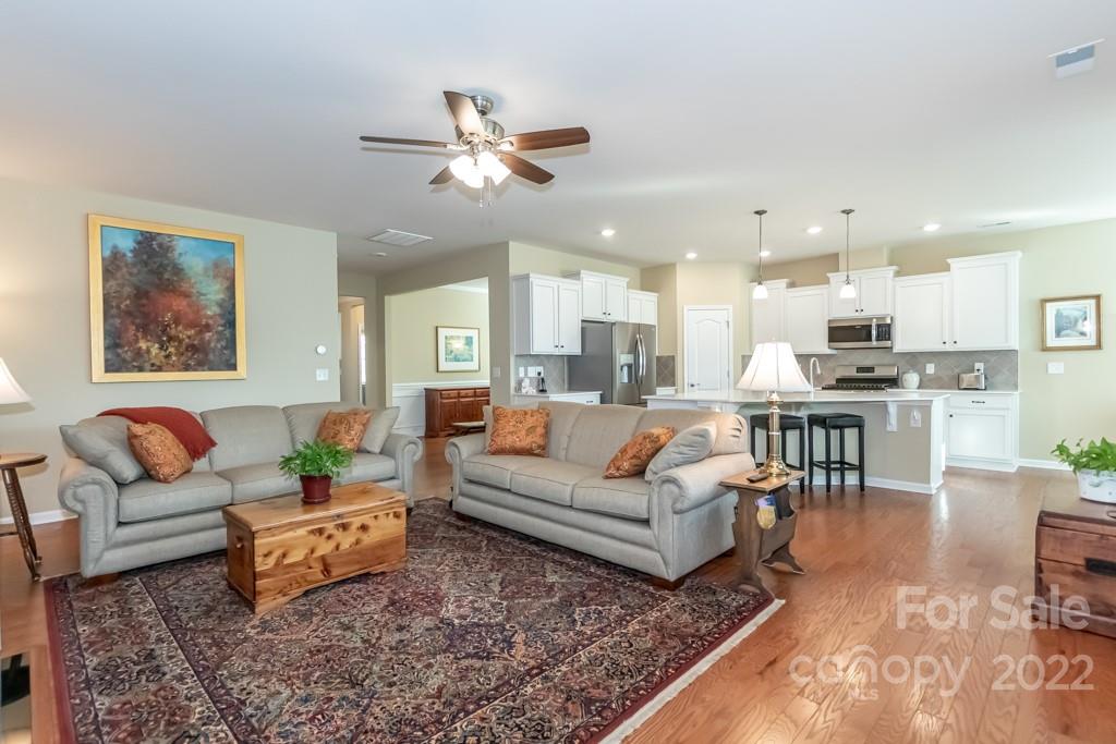 Tree Tops - Residential