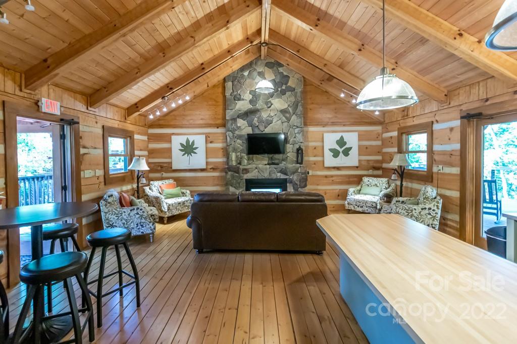 Tree Tops - Residential