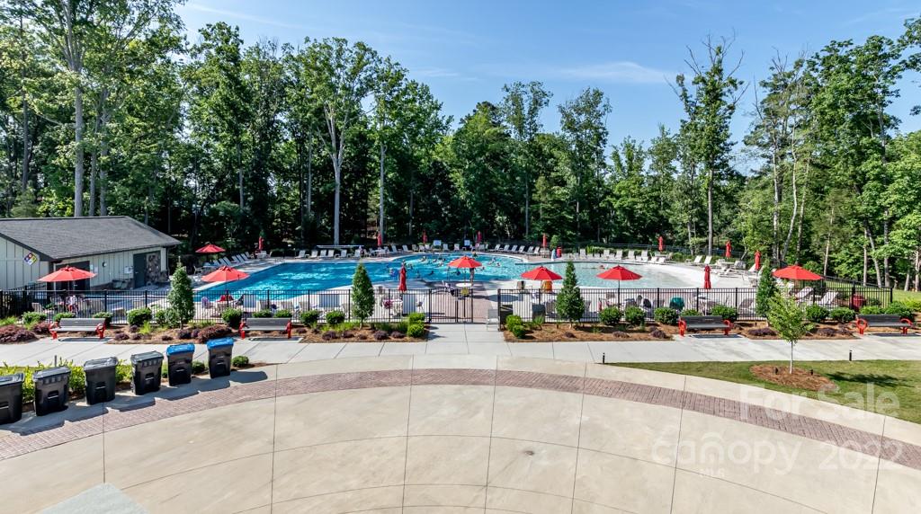 Tree Tops - Residential