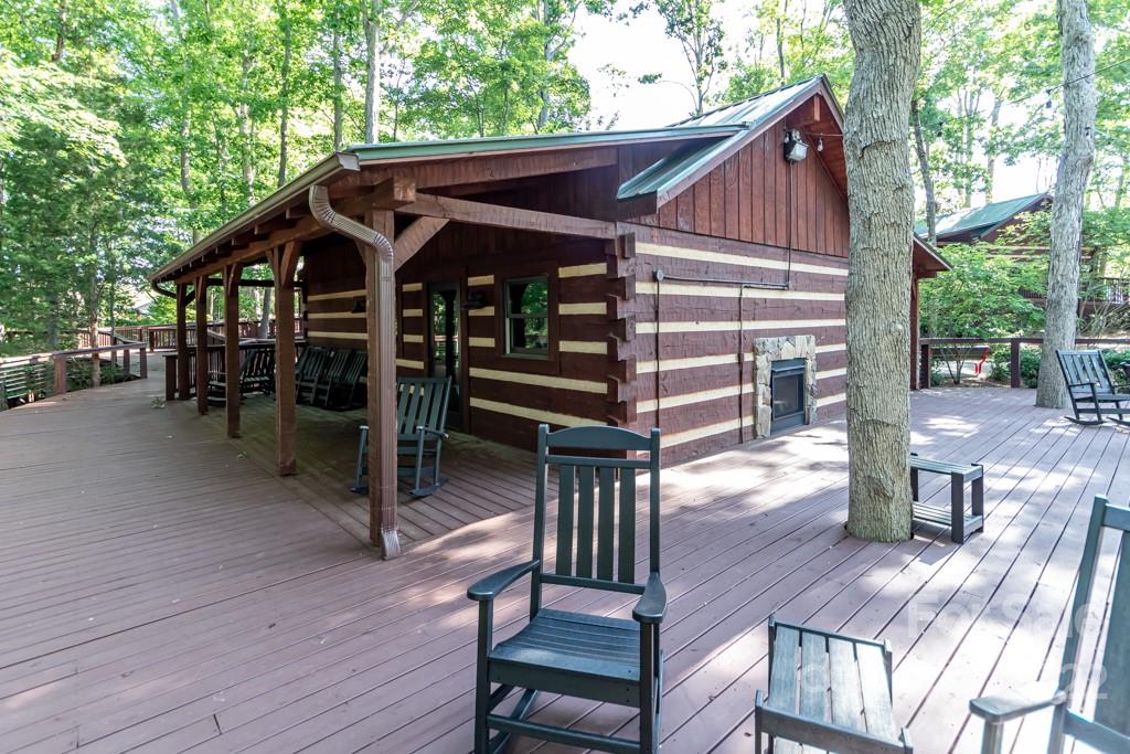 Tree Tops - Residential