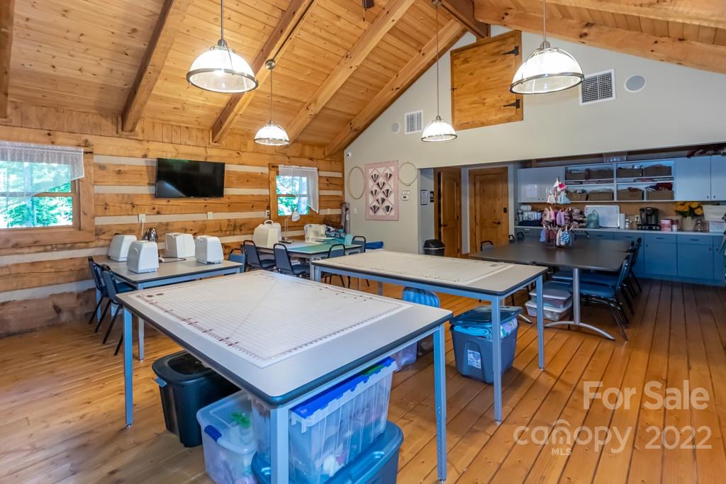 Tree Tops - Residential