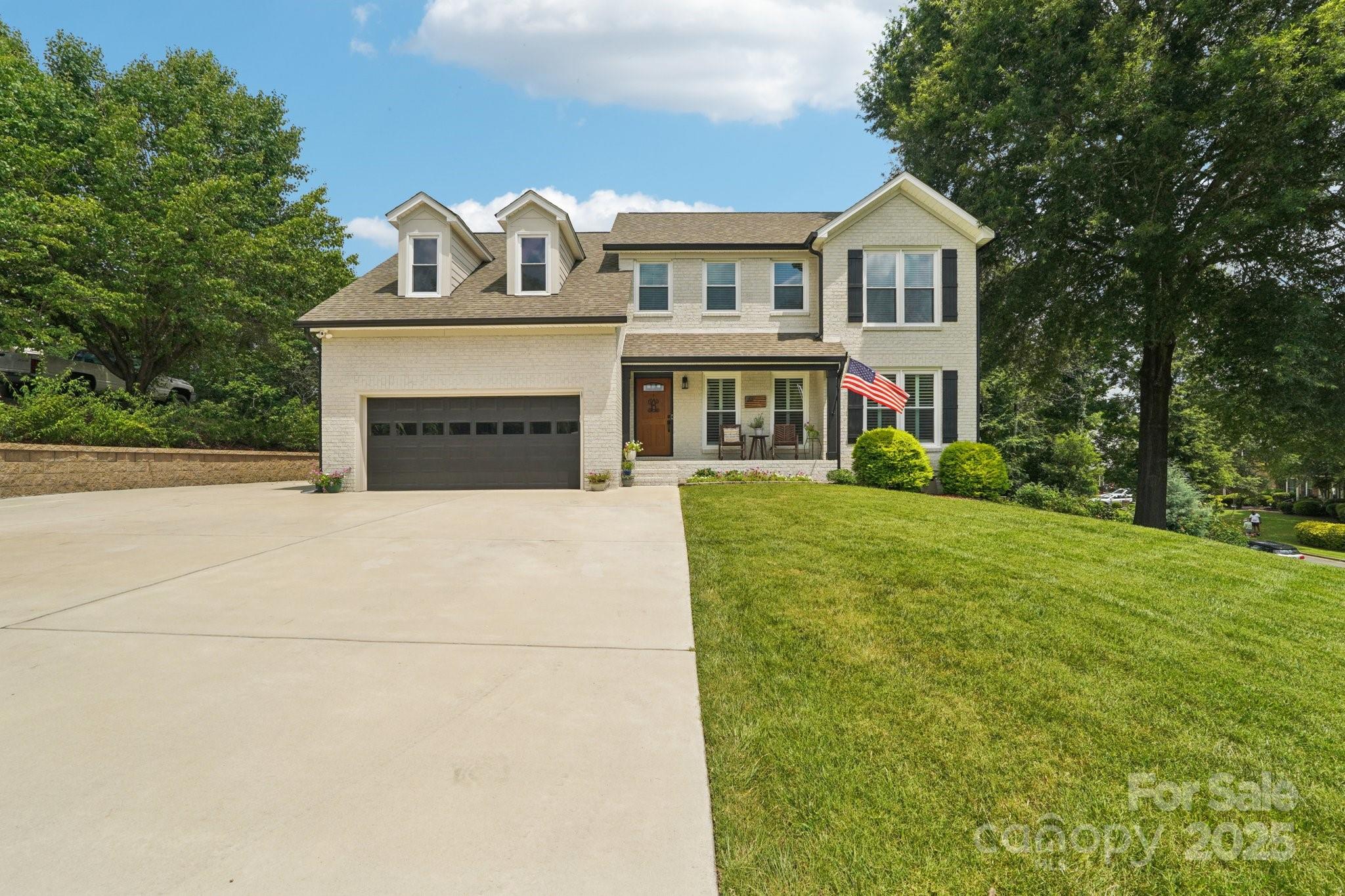 207 Spaniel Drive SE