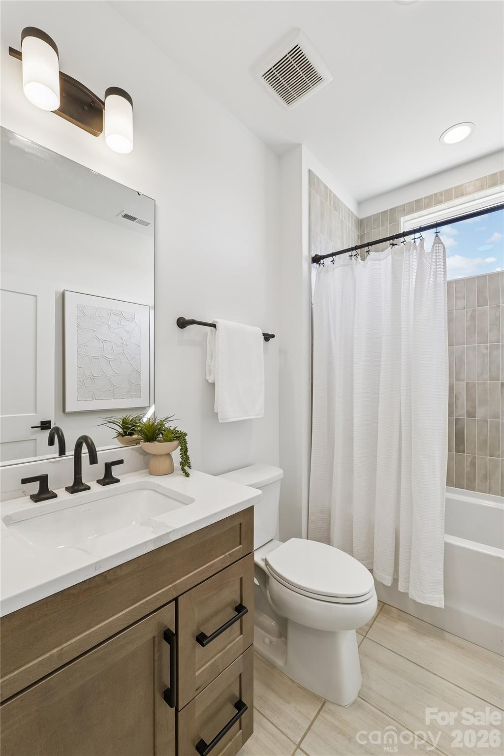 Luna Estates - Residential