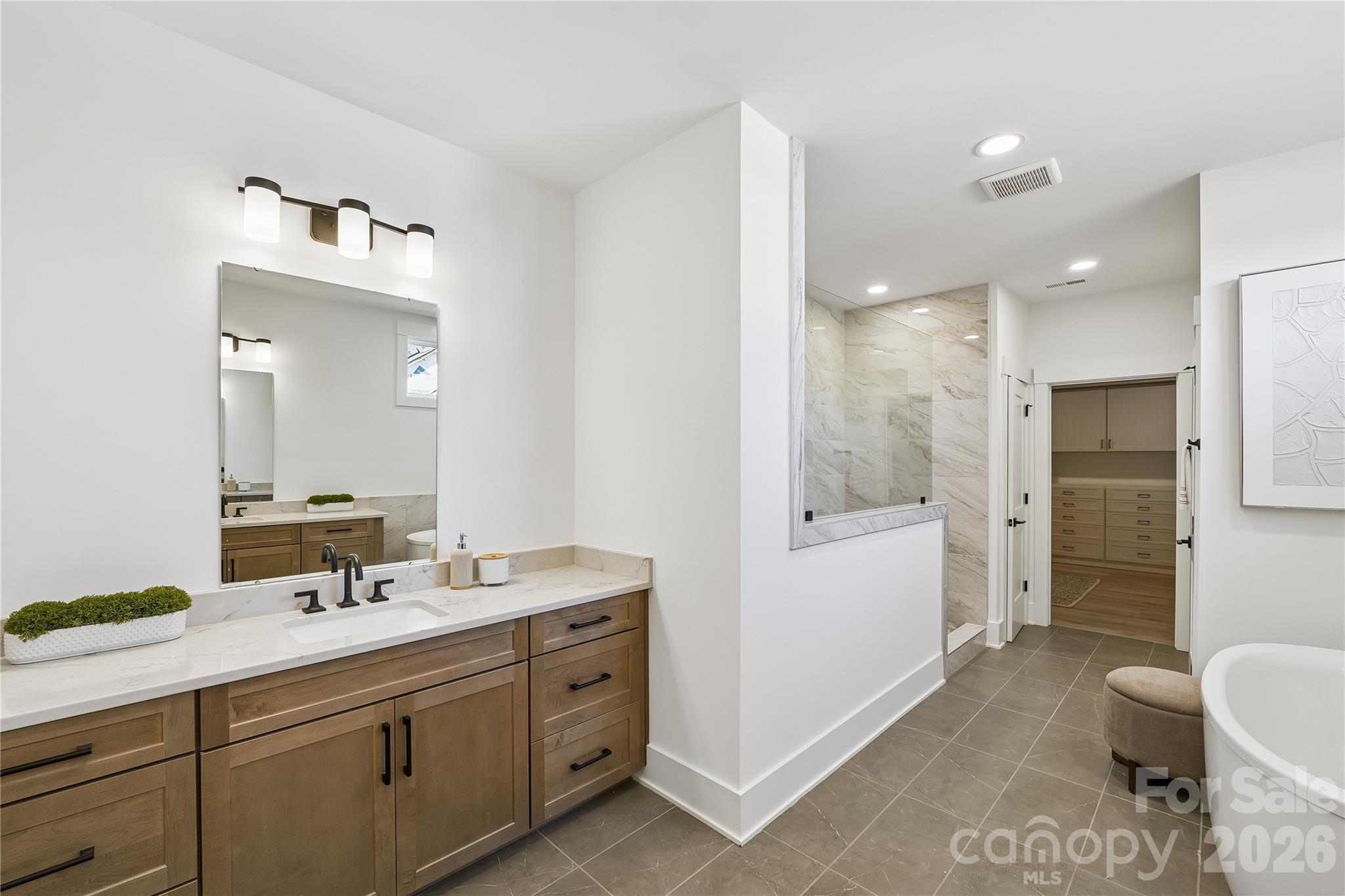 Luna Estates - Residential