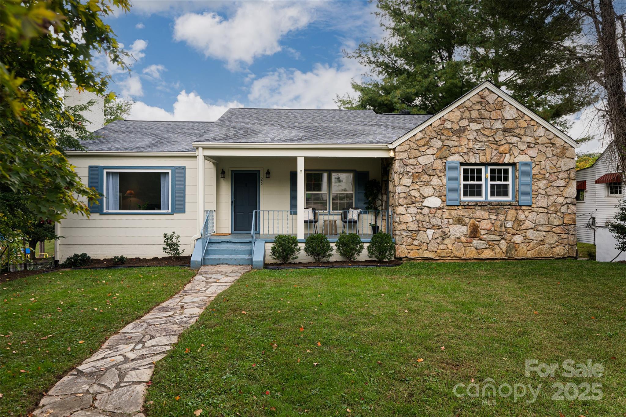 26 Lorraine Avenue