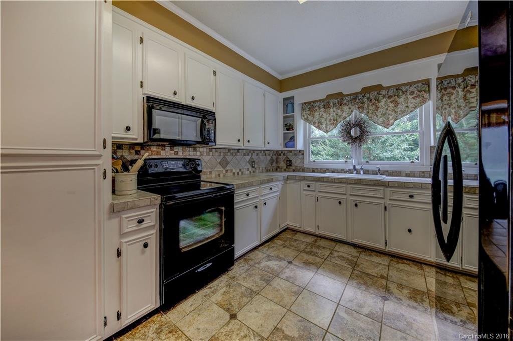 Meadow Lakes - Residential