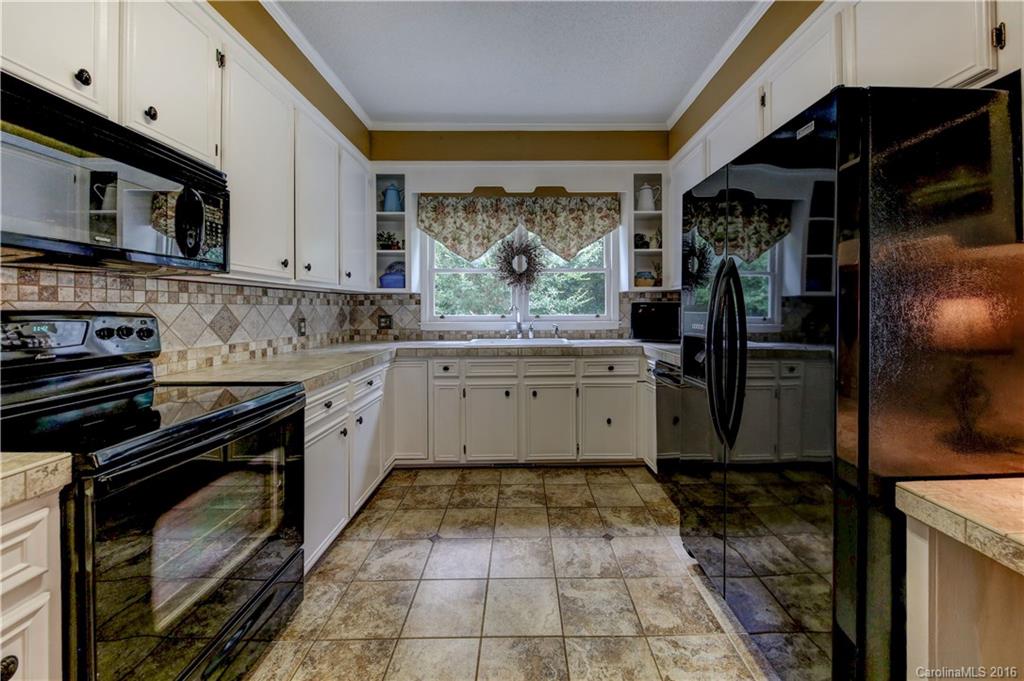 Meadow Lakes - Residential