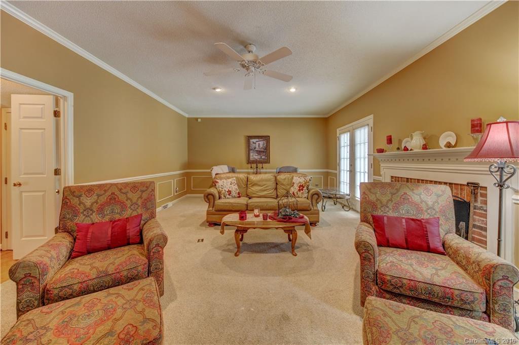 Meadow Lakes - Residential