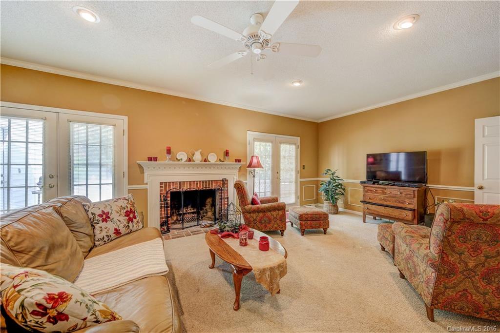 Meadow Lakes - Residential