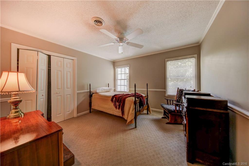 Meadow Lakes - Residential