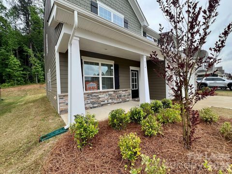 Photo of 314 Hamptons Cove Road, Troutman, NC 28166 (MLS # 4387032)