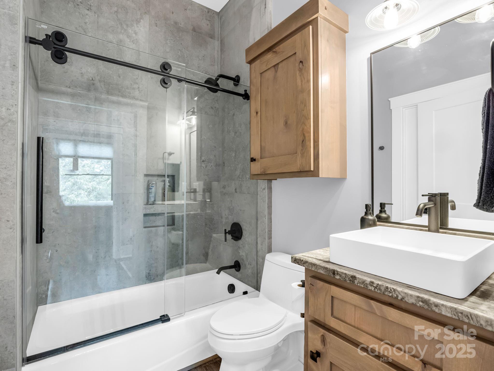 Lake Adger - Residential