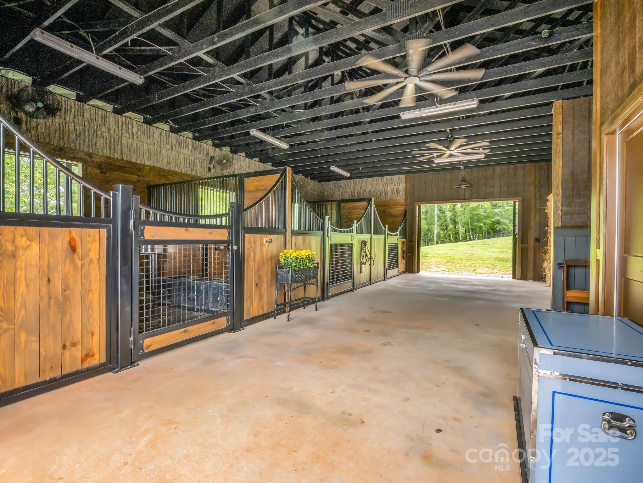 Lake Adger - Residential