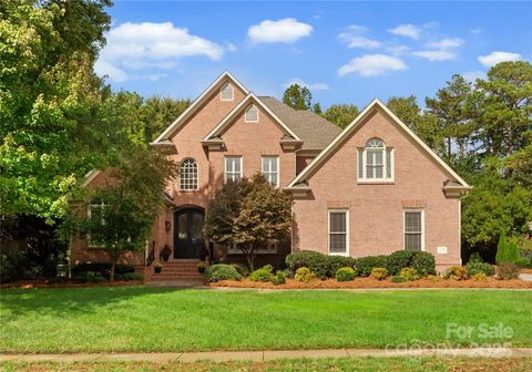 Photo of 1816 Bardstown Road, Charlotte, NC 28226 (MLS # 4309029)