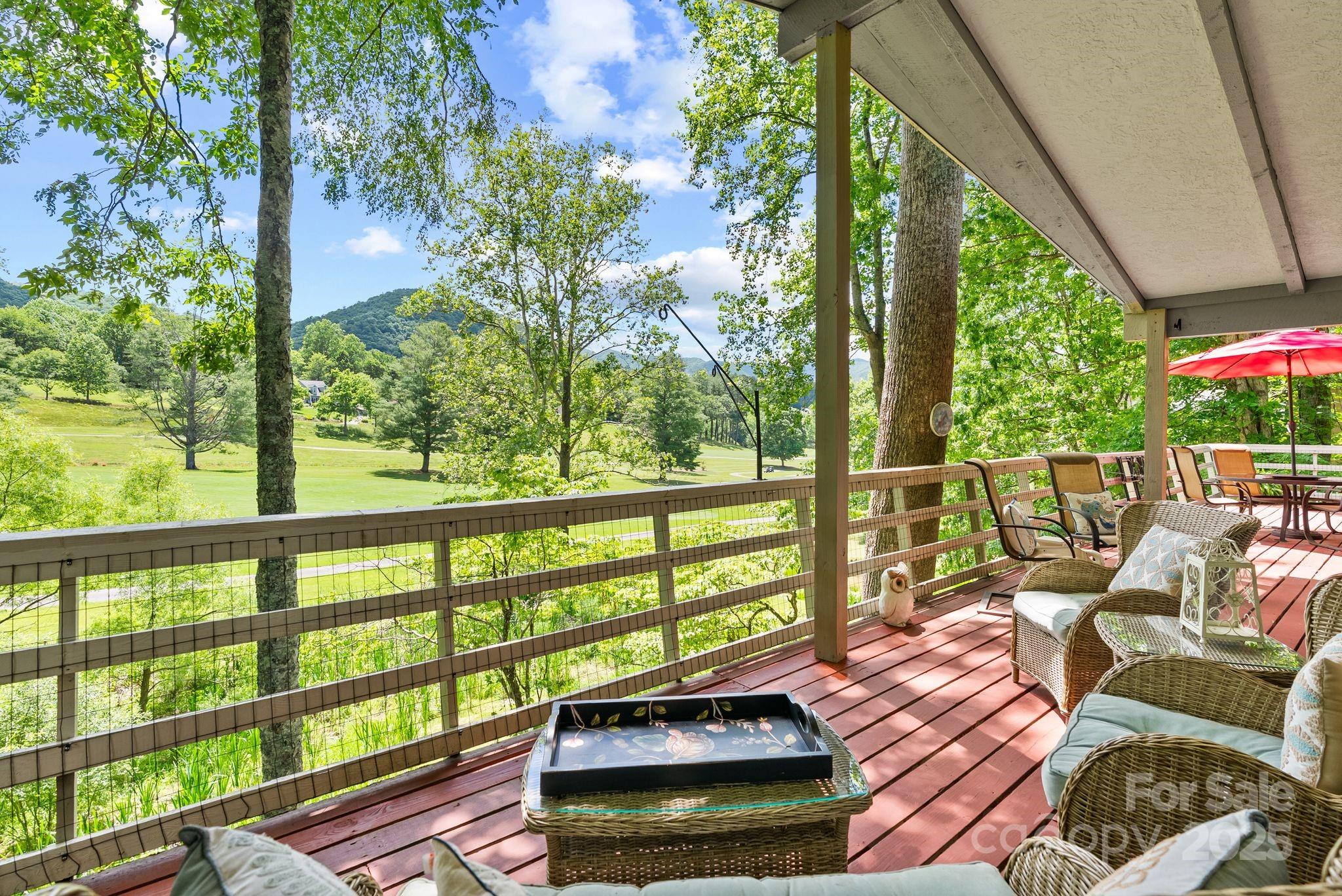 386 Country Club Drive