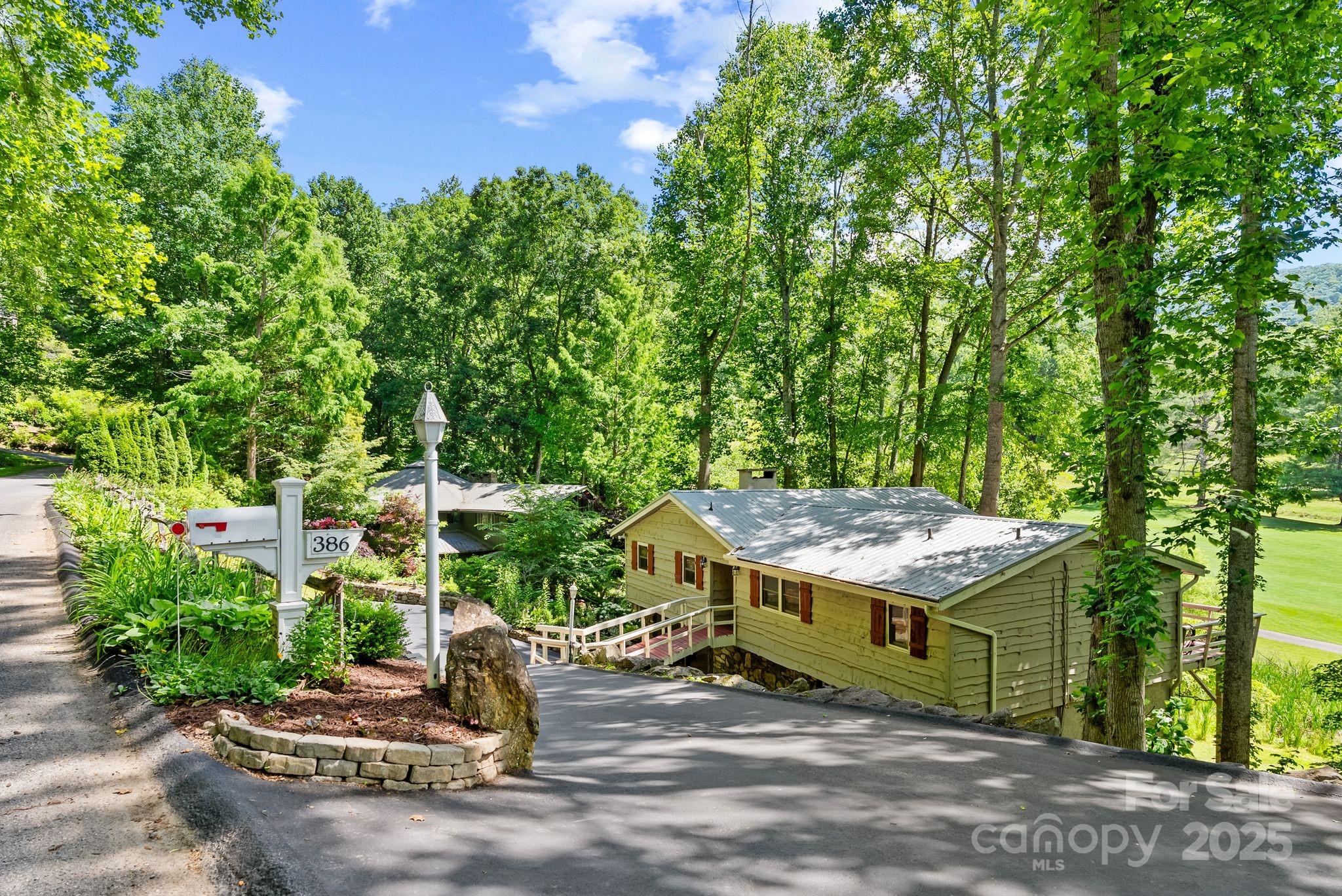 386 Country Club Drive C6