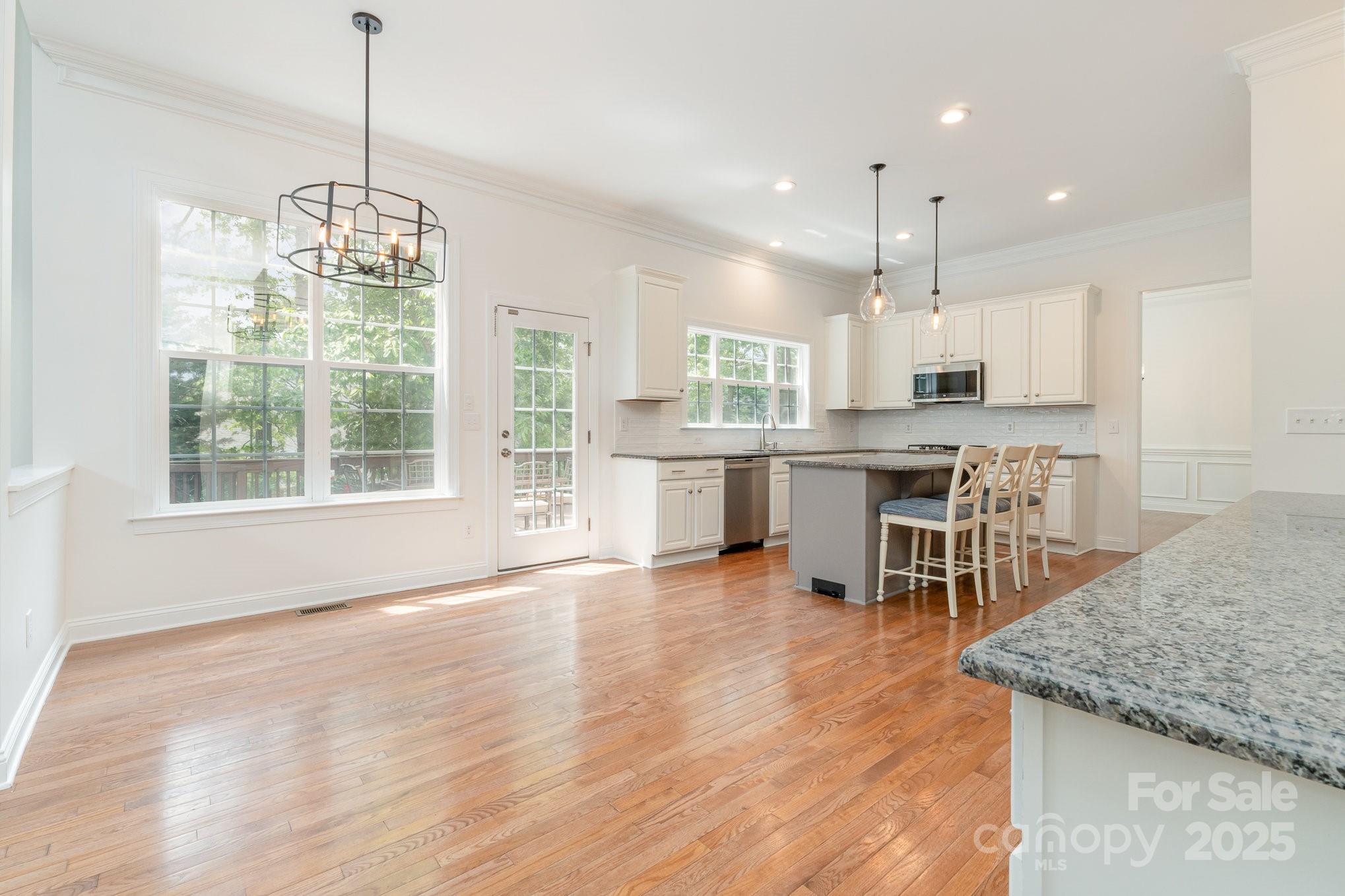 Lake Shore - Residential