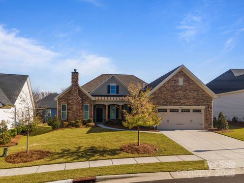 82112 Standing Oak Drive Charlotte NC 28278