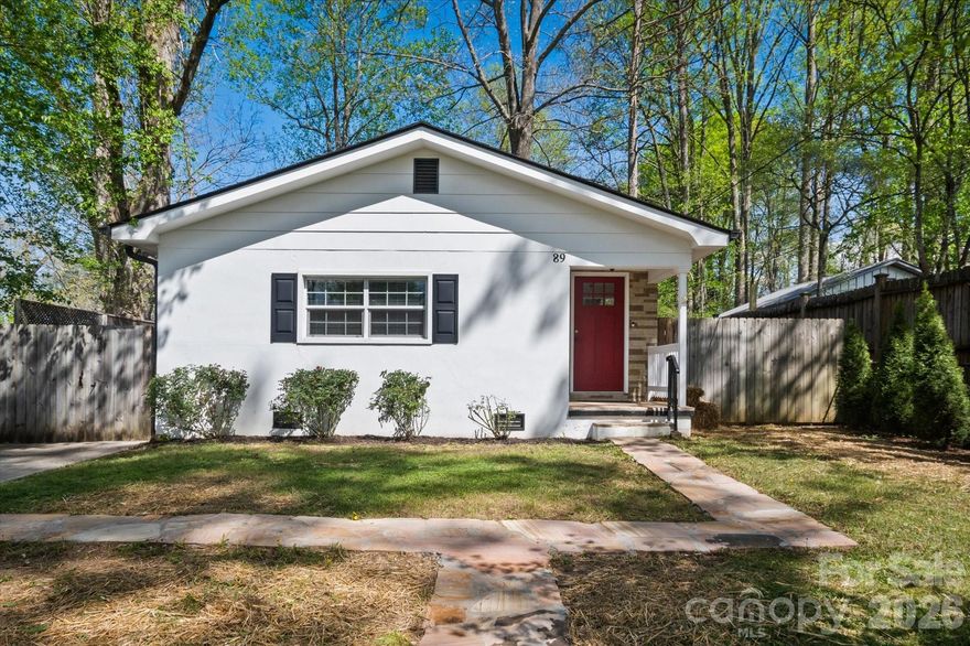 Beautifully updated 3 bedroom, 1 bath home located within the heart of Brevard. Fully remodeled in 2020. This charming home features a modern kitchen with 5 year old appliances, attractive wood countertops, ample
cabinet space and a large center island with storage and seating. Recessed lighting. Dining and Living Rooms are open and bathroom has been updated. Very nice back deck with fenced in yard for privacy to entertain and BBQ. Roof, water heater, and HVAC are approximately 6 years old.  Windows, drywall, and insulation recently updated. Very nice storage shed in back.