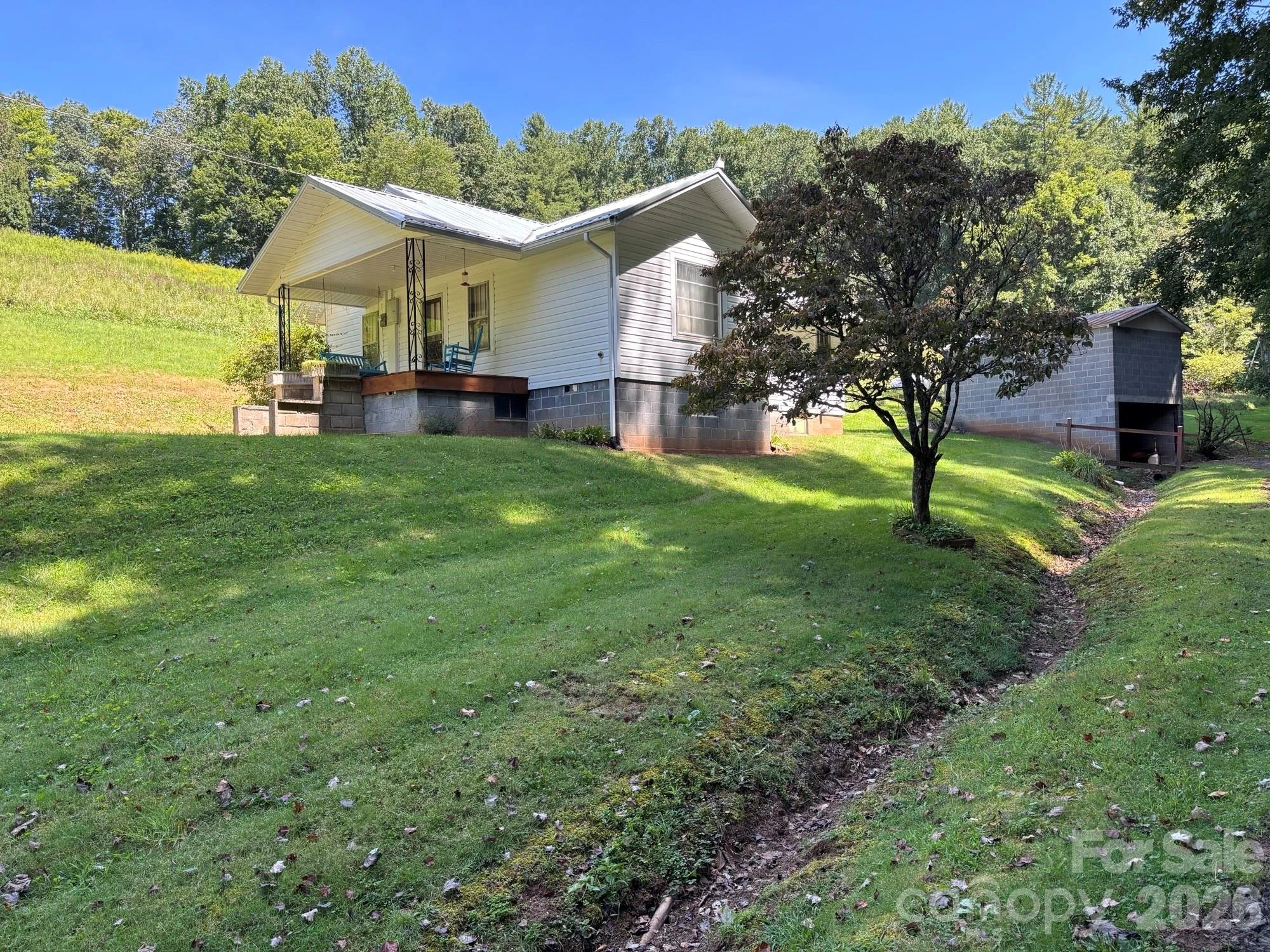 377 Sam Gouge Road, Bakersville, NC, 28705