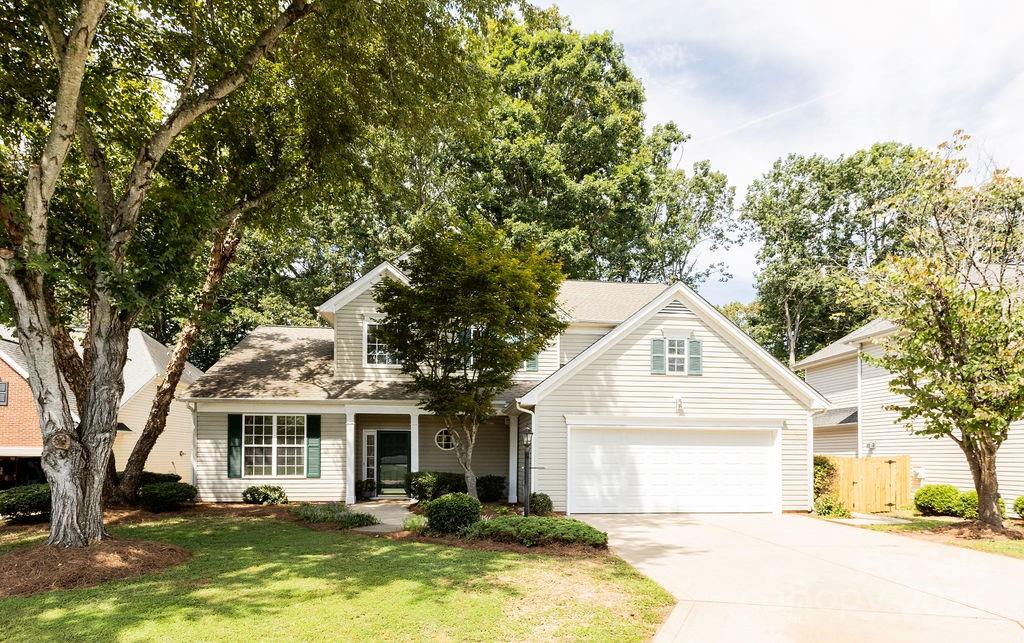 221 Glenmoor Court