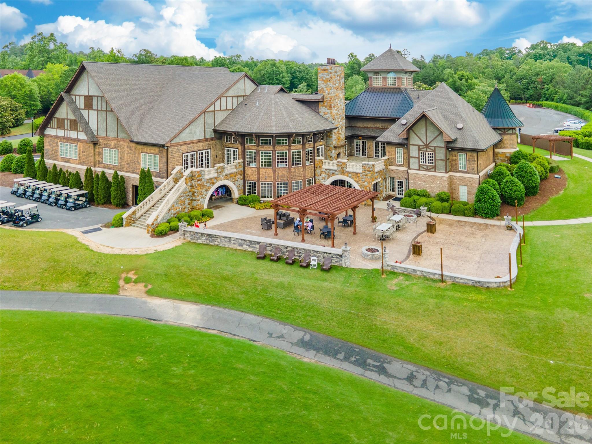 The Palisades - Residential