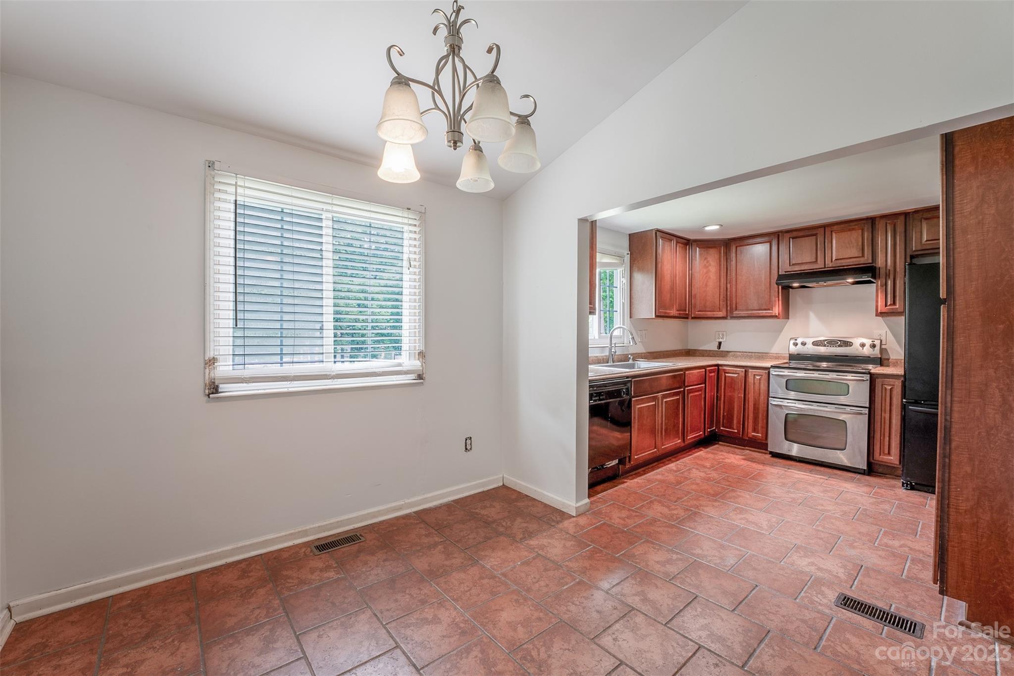 Berkshire On Lawyer - Residential