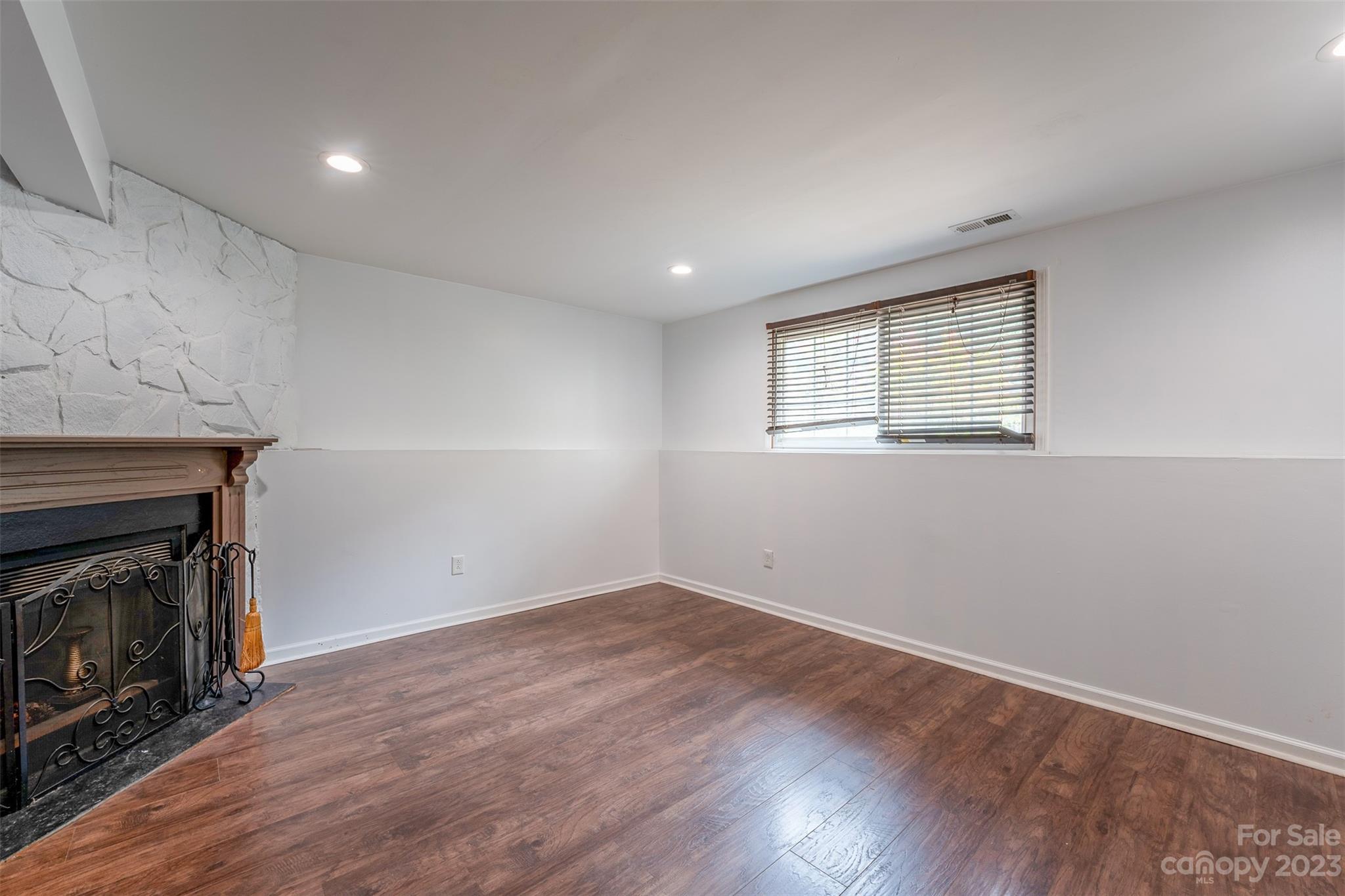 Berkshire On Lawyer - Residential