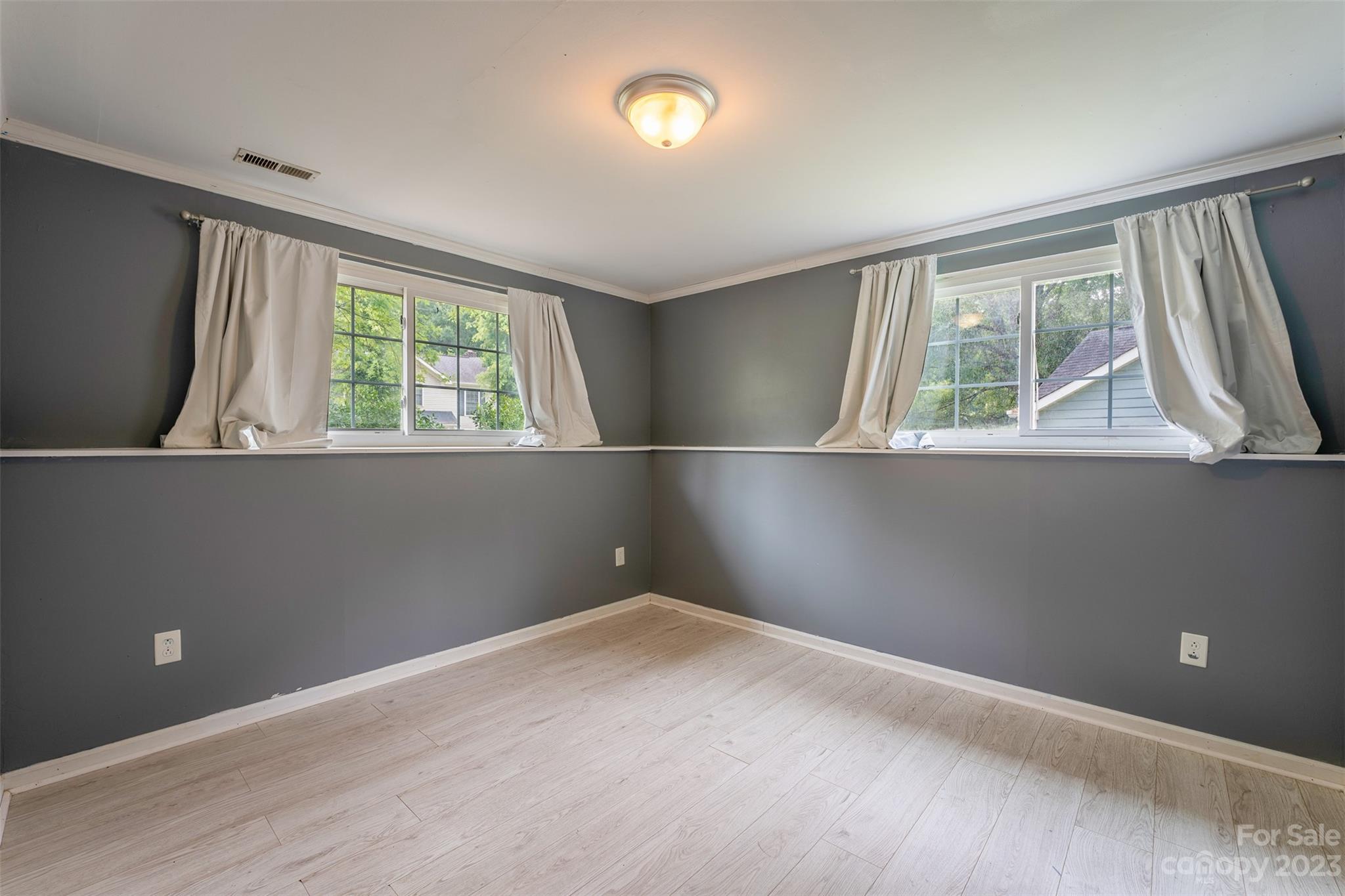 Berkshire On Lawyer - Residential