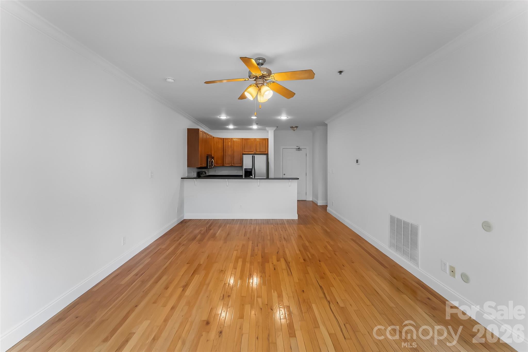 125 S Lexington Avenue 303