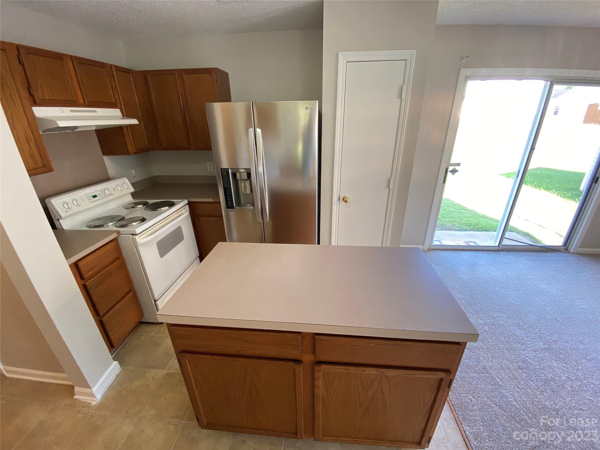 Stewarts Crossing - Residential Lease