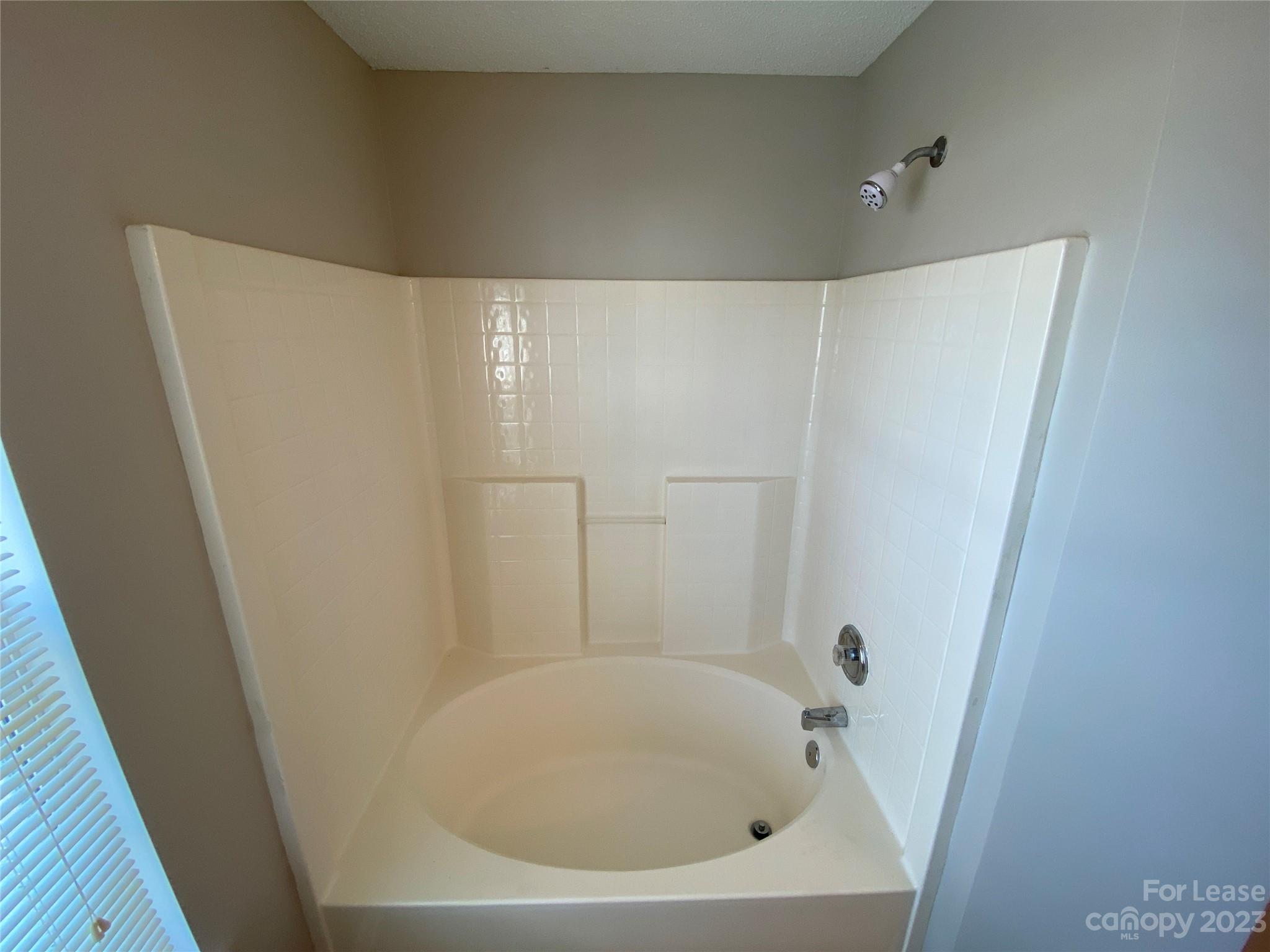 Stewarts Crossing - Residential Lease