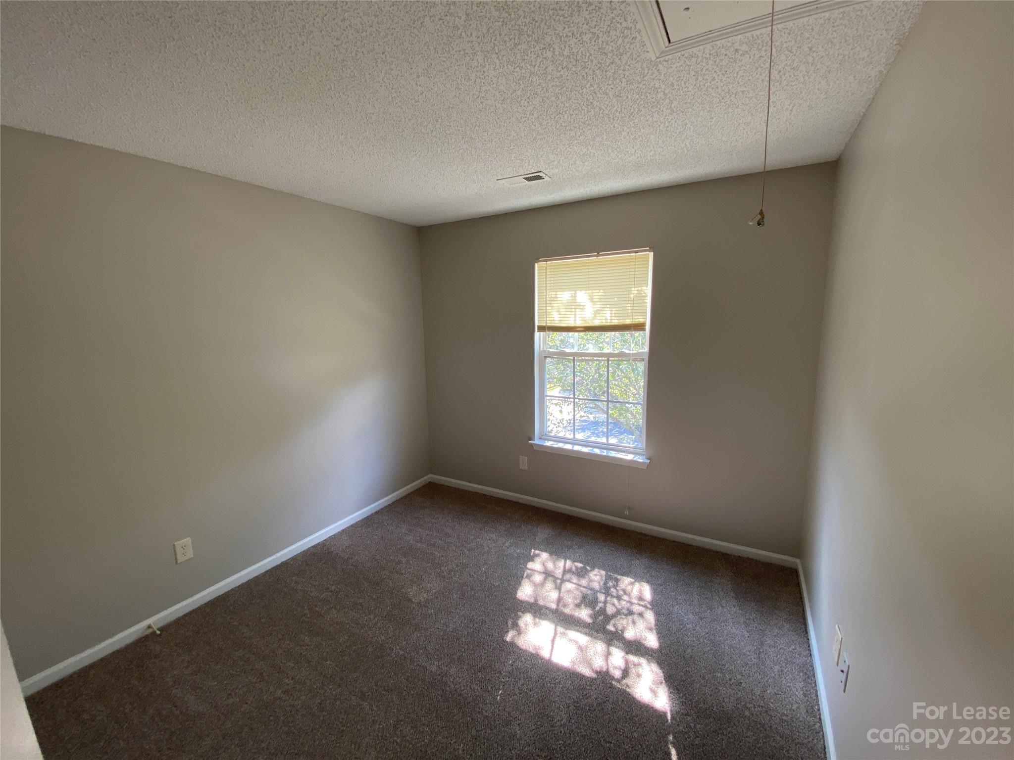 Stewarts Crossing - Residential Lease