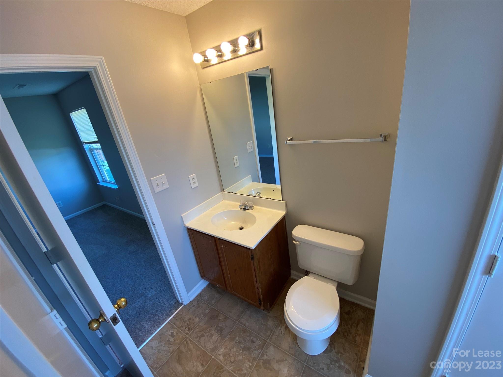 Stewarts Crossing - Residential Lease