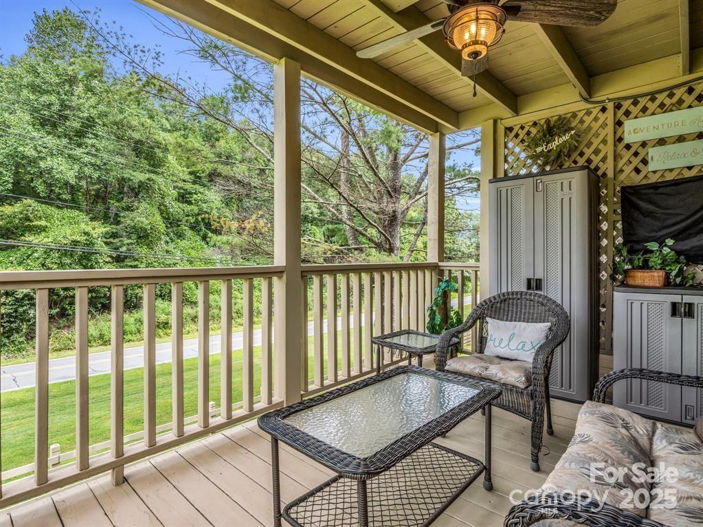 APPLE VALLEY VILLAS - Residential