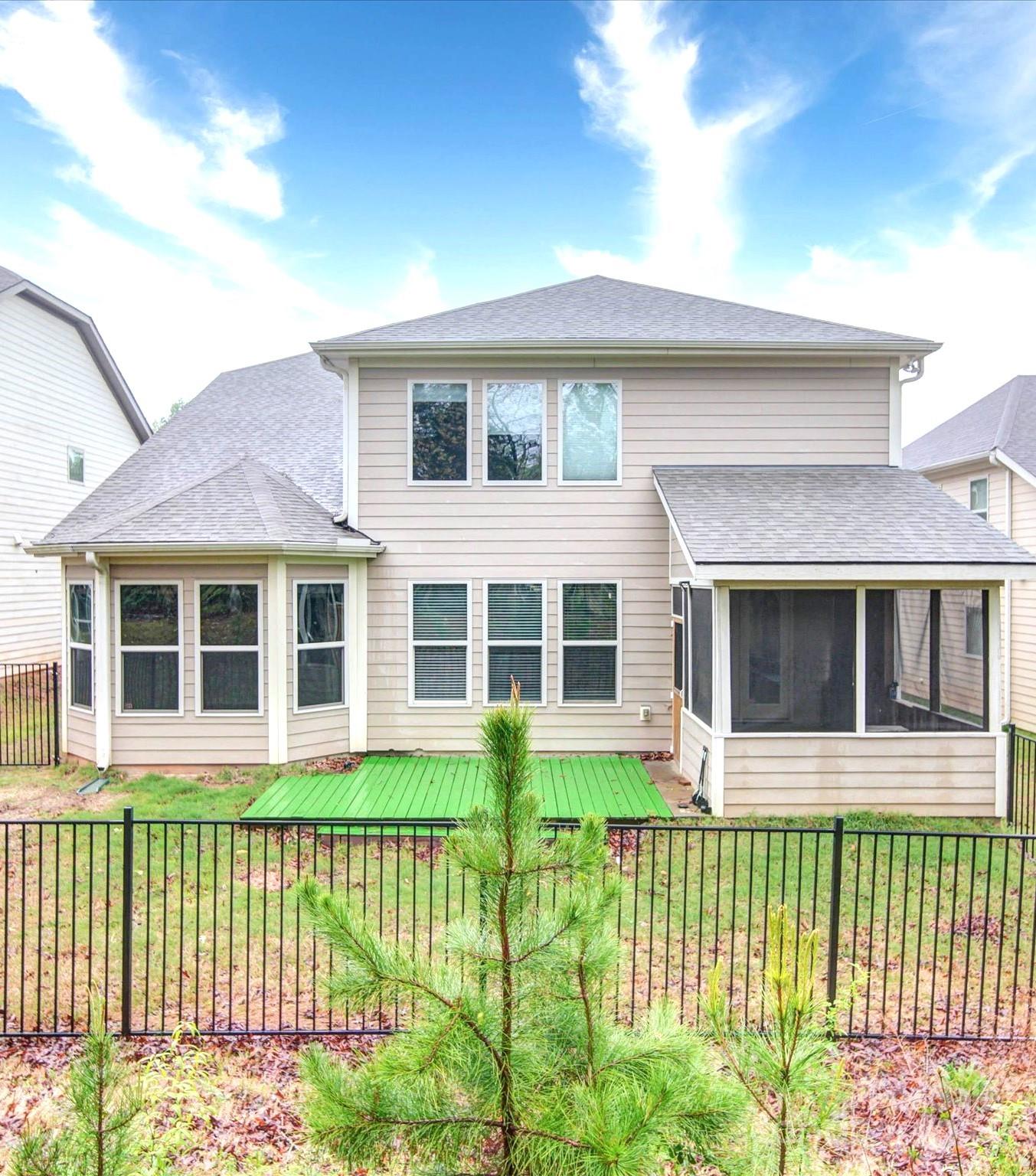 Riverchase - Residential