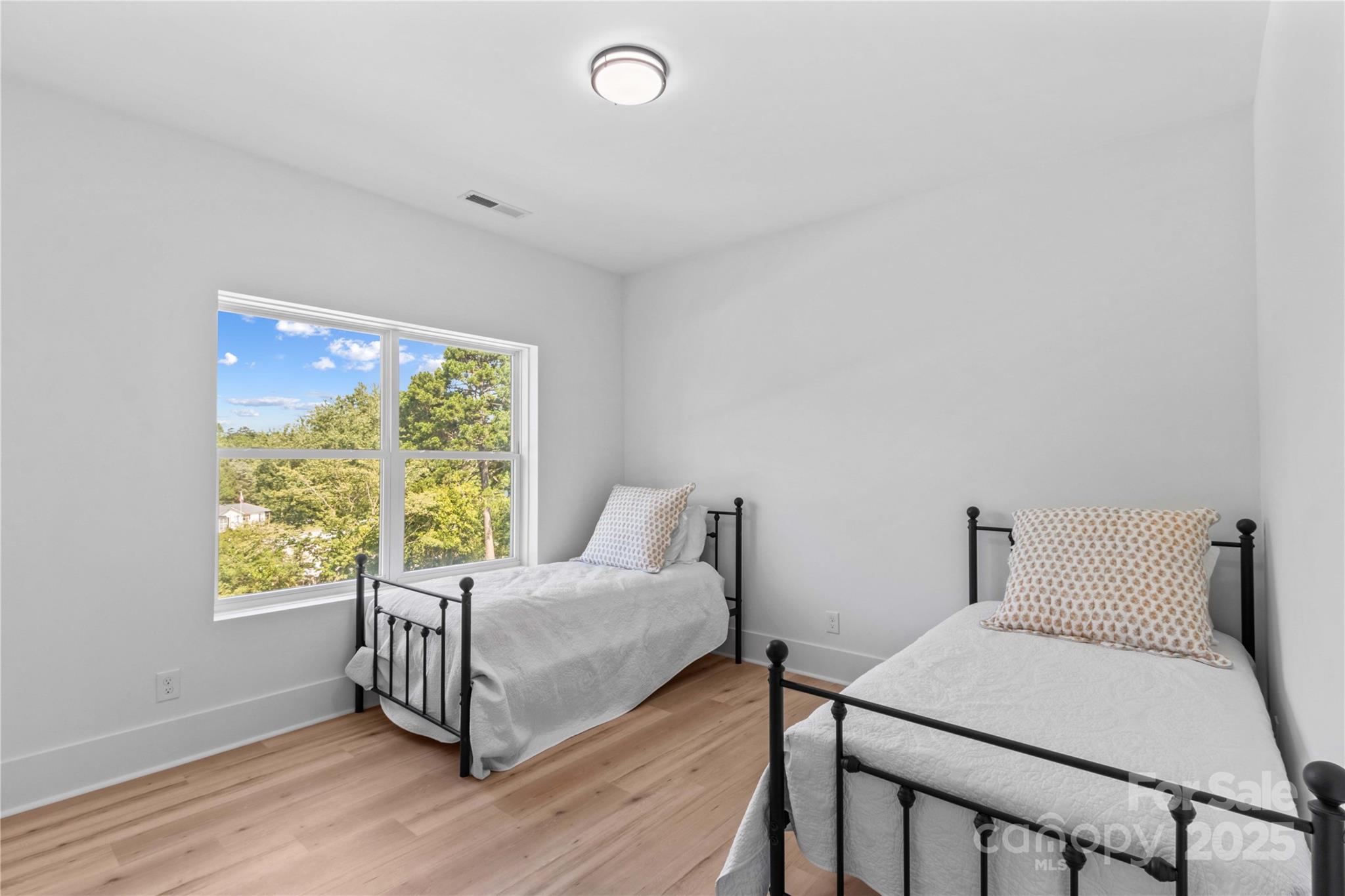 Cove View Park - Residential