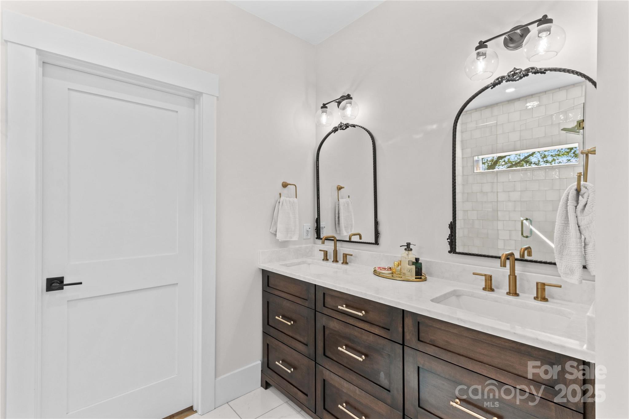 Cove View Park - Residential